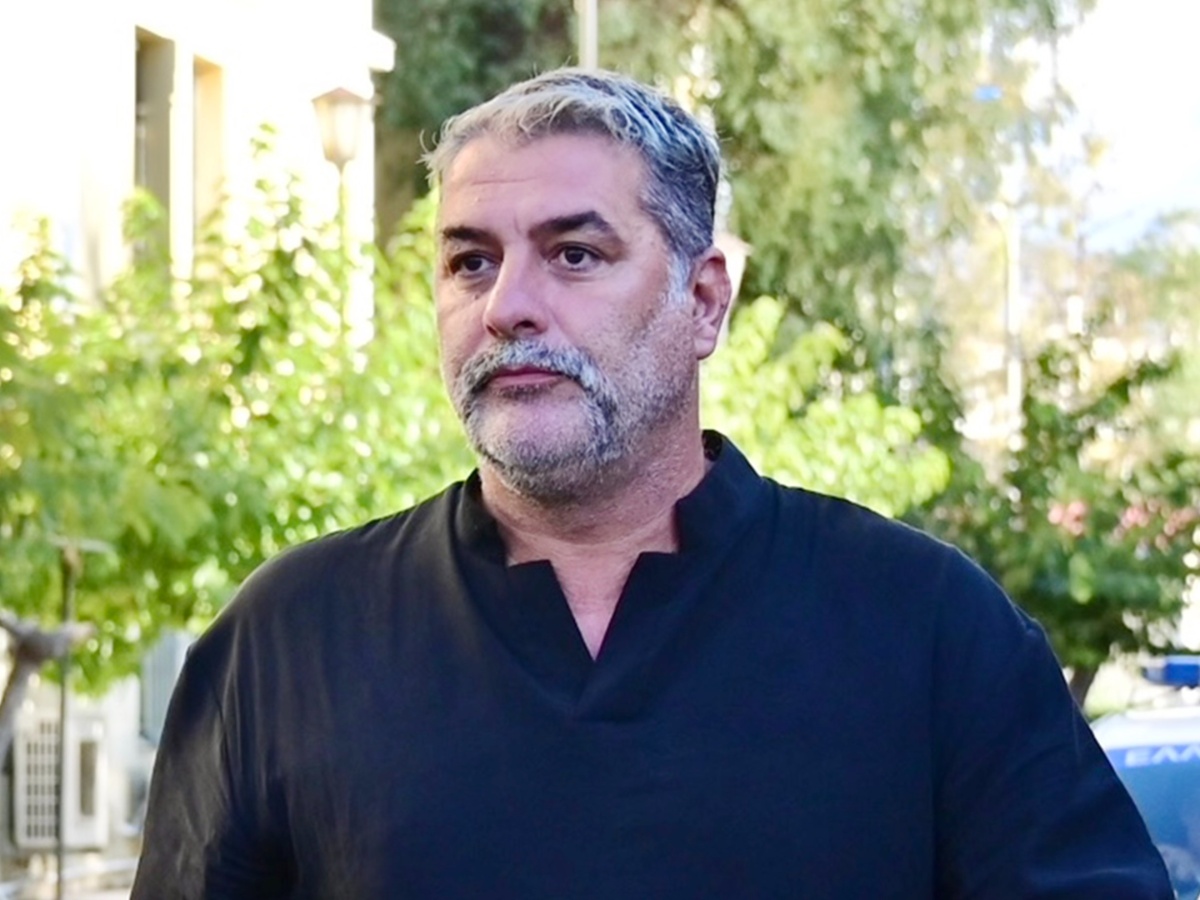 Βασίλης Μπισμπίκης: «Πάνω μου έγινε ανθρωποφαγία – Εμένα με κρατάει η τέχνη, η Δέσποινα Βανδή και οι δικοί μου άνθρωποι»