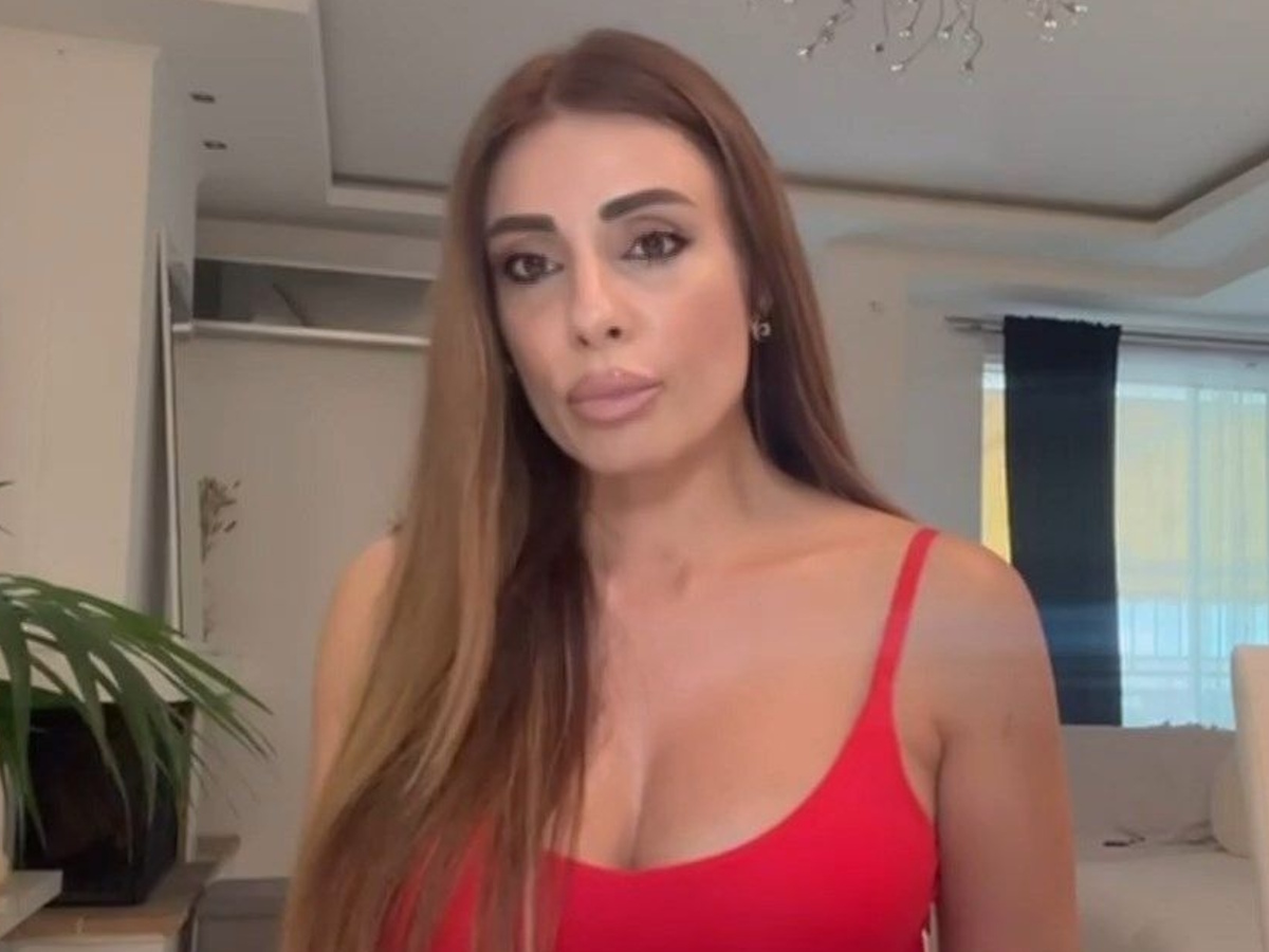 Μίνα Αρναούτη: «Με κρίνουν από την εξωτερική μου εμφάνιση και όχι ως άνθρωπο, όλο αυτό είναι γελοίο»