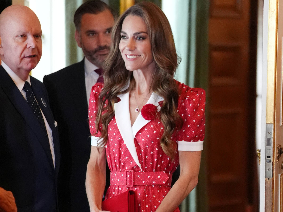 Kate Middleton: Η εμφάνιση με tea dress που ξεχώρισε σε μια ιδιαίτερα συγκινητική βασιλική εκδήλωση