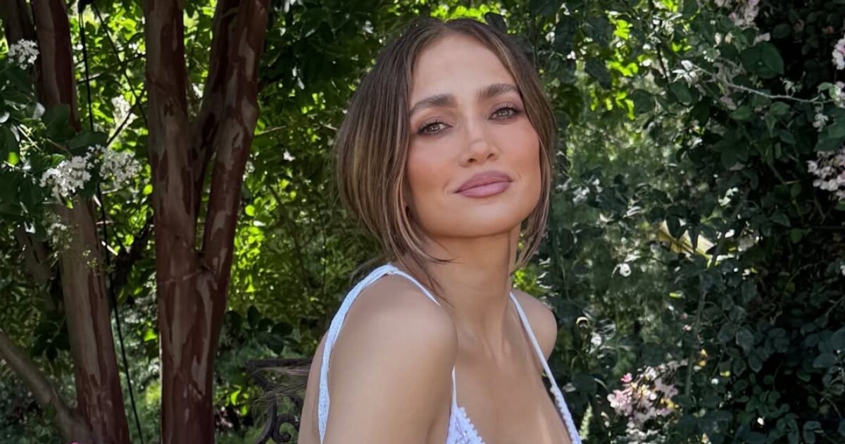 Jennifer Lopez: Χωρίς ίχνος μακιγιάζ αποκαλύπτει το πρόσωπο 