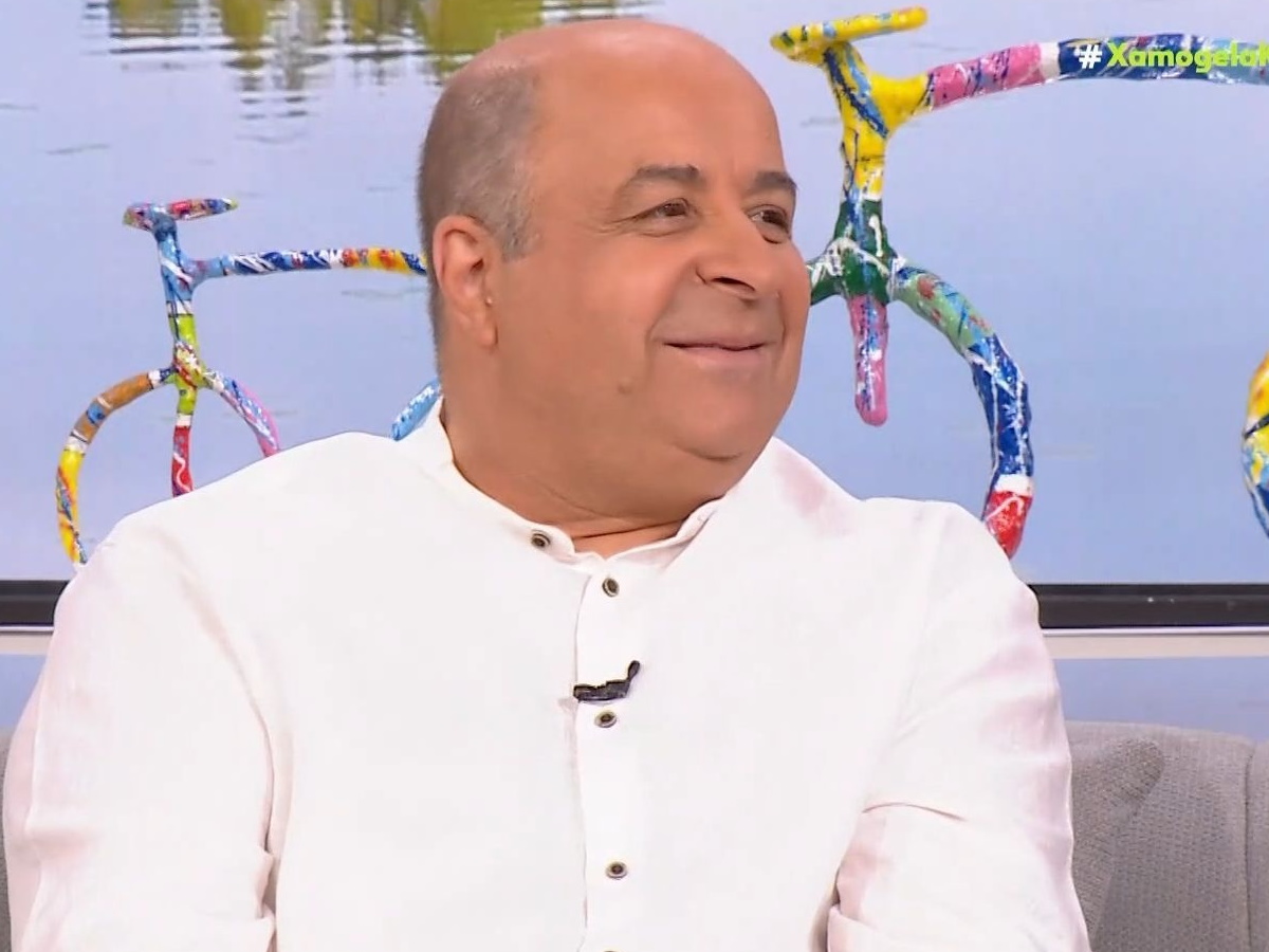 Μάρκος Σεφερλής: «Πριν την πρεμιέρα ρωτάω την Έλενα Τσαβαλιά “θα γελάσει κανείς;” – Δεν με έχω απογοητεύσει ποτέ»