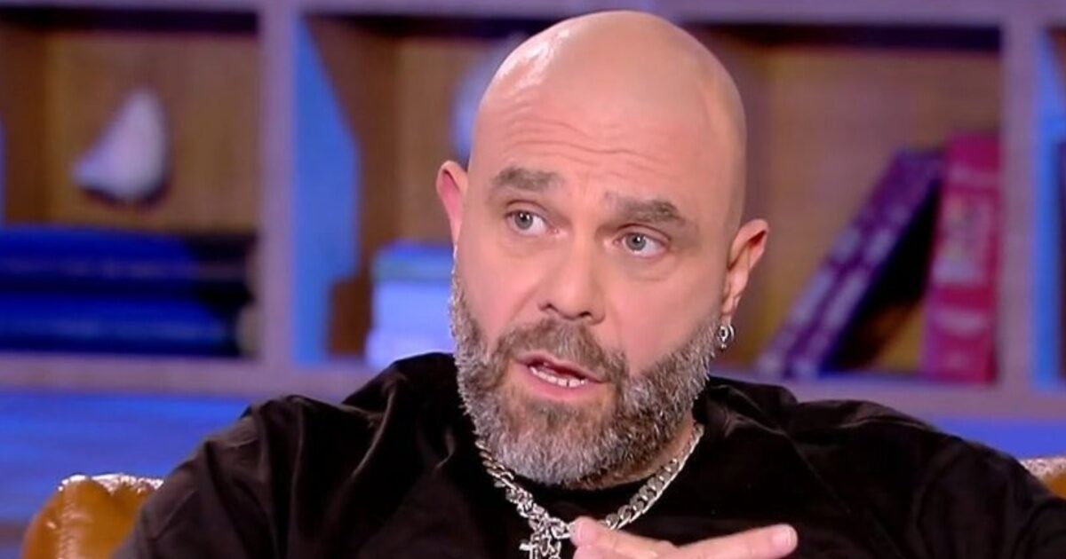 Μιχάλης Κουϊνέλης: «Έχω παρεξηγηθεί πολλές φορές επειδή ντρέπομαι»