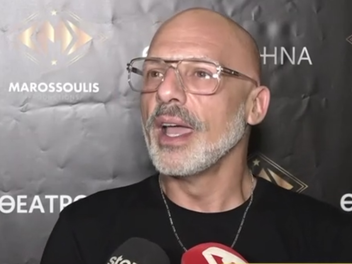 Νίκος Μουτσινάς: «Αποφεύγω να κάνω δηλώσεις γιατί παρερμηνεύονται και αυτό με κουράζει – Είμαι χαρούμενος και ας μη σχολιάζω»