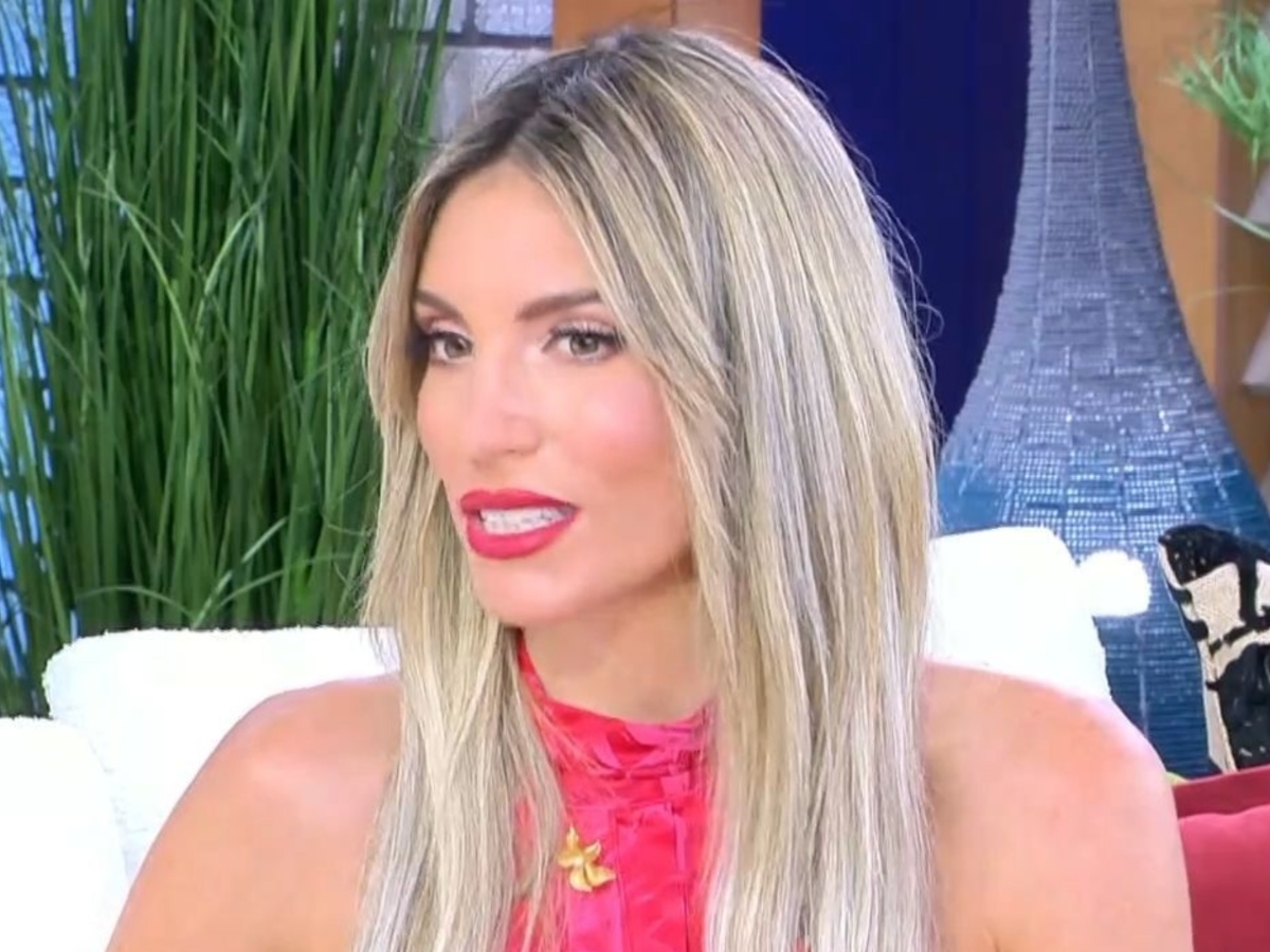 Αθηνά Οικονομάκου: «Πρώτη φορά κατάλαβα και ένιωσα το μυστήριο του γάμου»