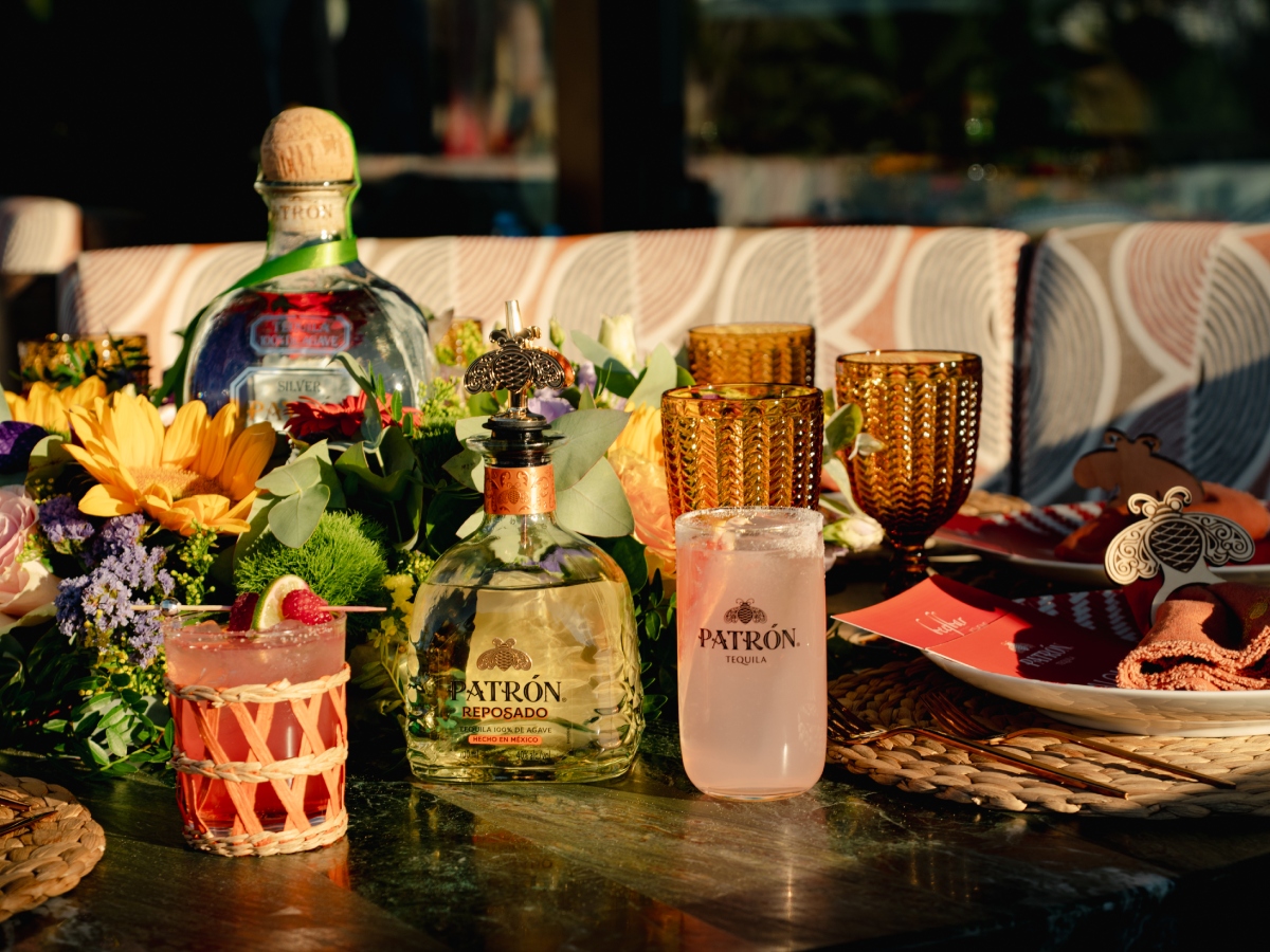 Ηλιοβασίλεμα & PATRÓN palomas: Ένα αξέχαστο sunset dinner στο Beefar Athens