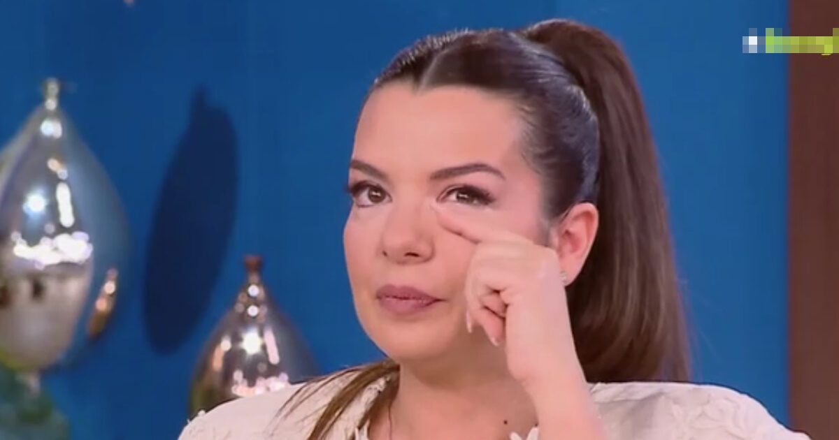 Νικολέττα Ράλλη: Η συγκίνηση on air για την απώλεια του πατέ