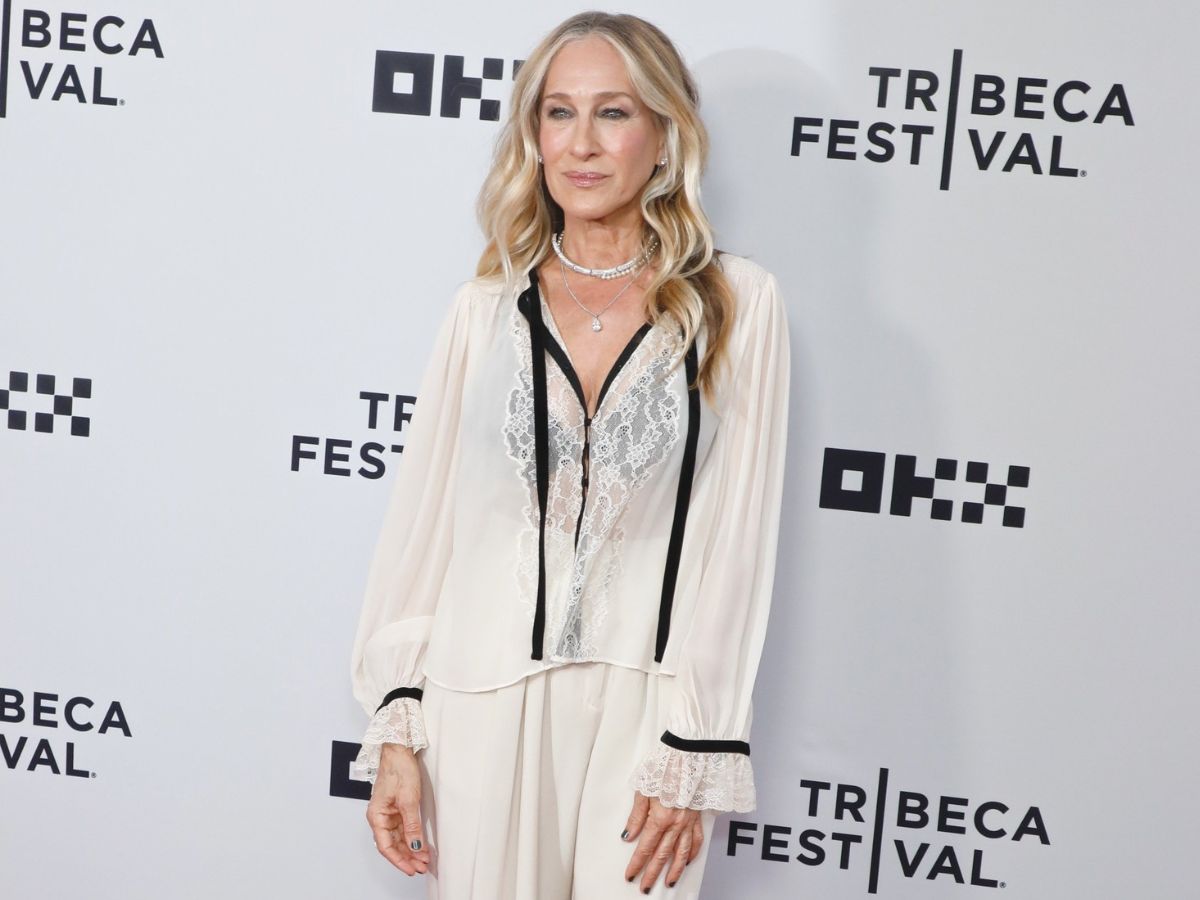 Η Sarah Jessica Parker φόρεσε το πιο chic lingerie σετ και μας έπεισε να το δοκιμάσουμε