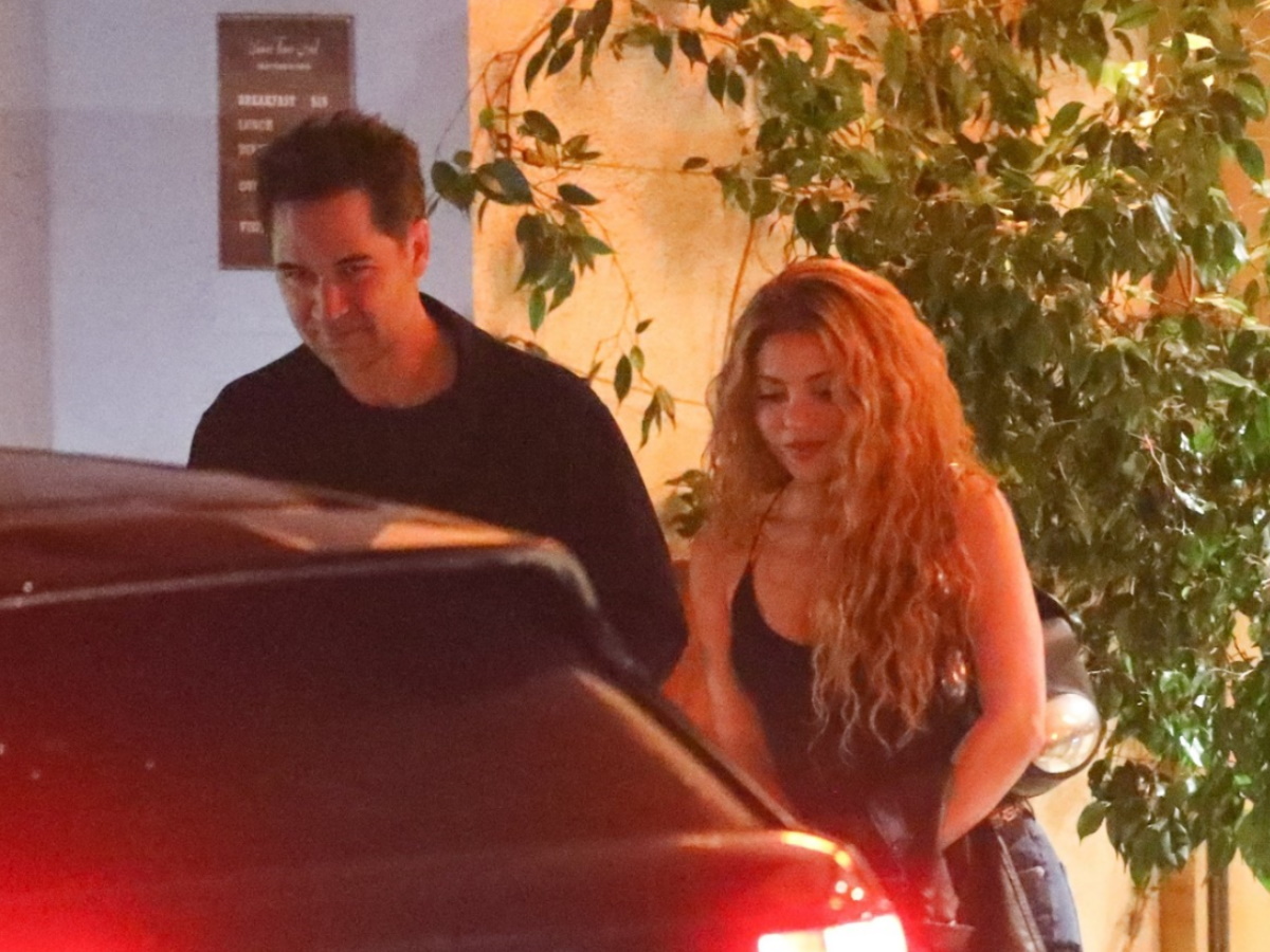 Ξανά ερωτευμένη η Shakira; Οι φήμες που τη θέλουν ζευγάρι με Μεξικανό ηθοποιό – Φωτογραφίες από τη κοινή έξοδό τους