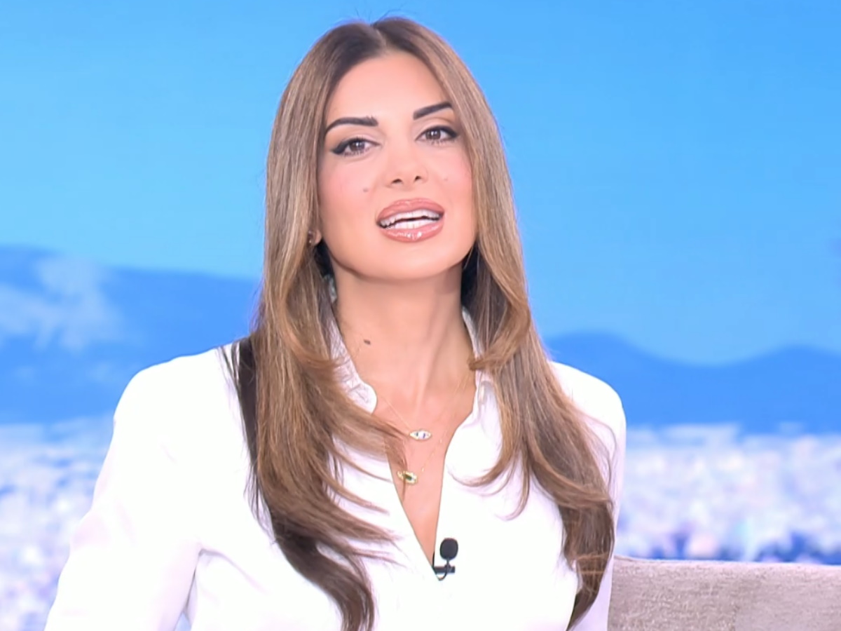 Σταματίνα Τσιμτσιλή: Συγκινημένη για την αποφοίτηση της κόρης της