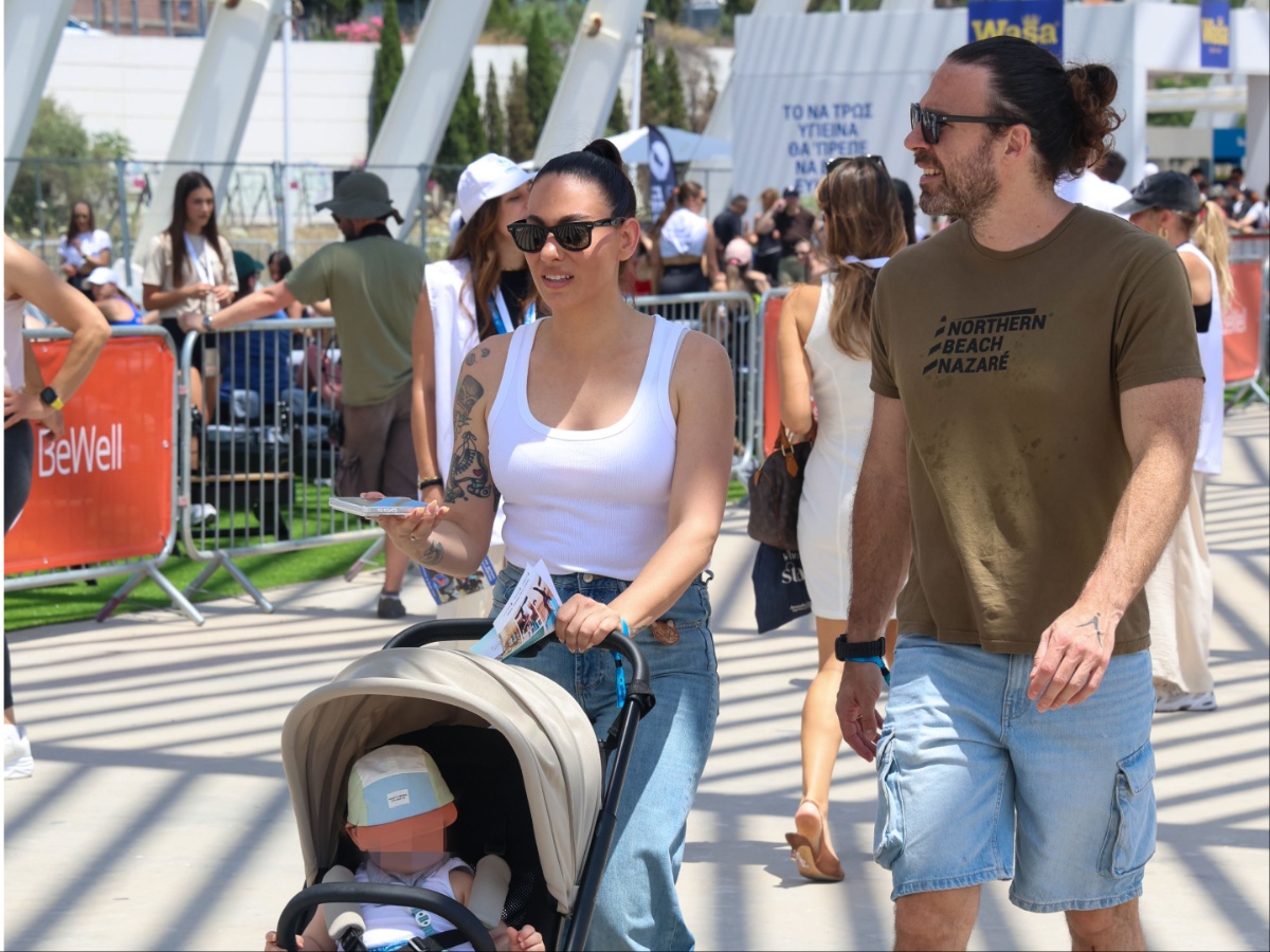 Ευρυδίκη Βαλαβάνη – Γρηγόρης Μόργκαν: Η εμφάνιση με τον γιο τους στο BeWell Festival