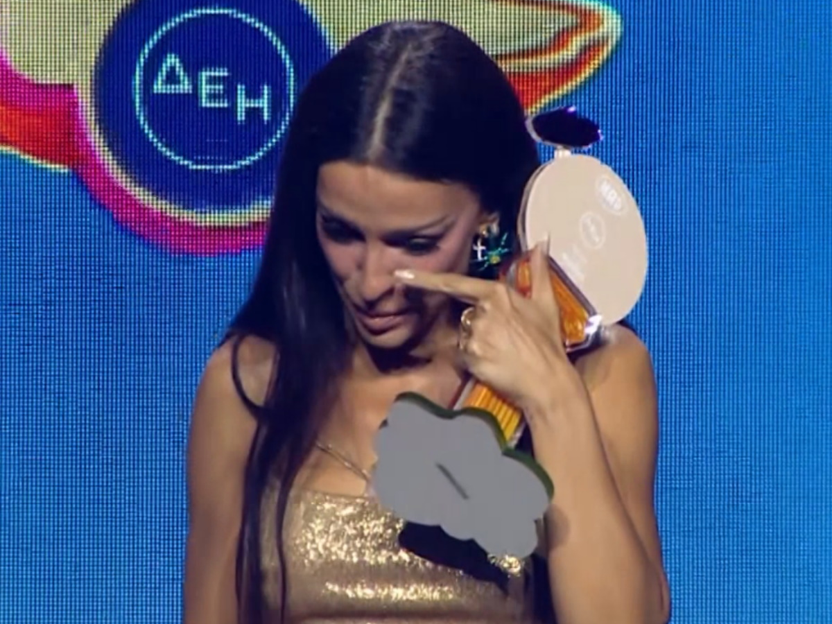 Mad VMA 2026: Συγκινημένη Ελένη Φουρέιρα – «Δεν ήθελα να κλάψω… ευχαριστώ την οικογένειά μου»