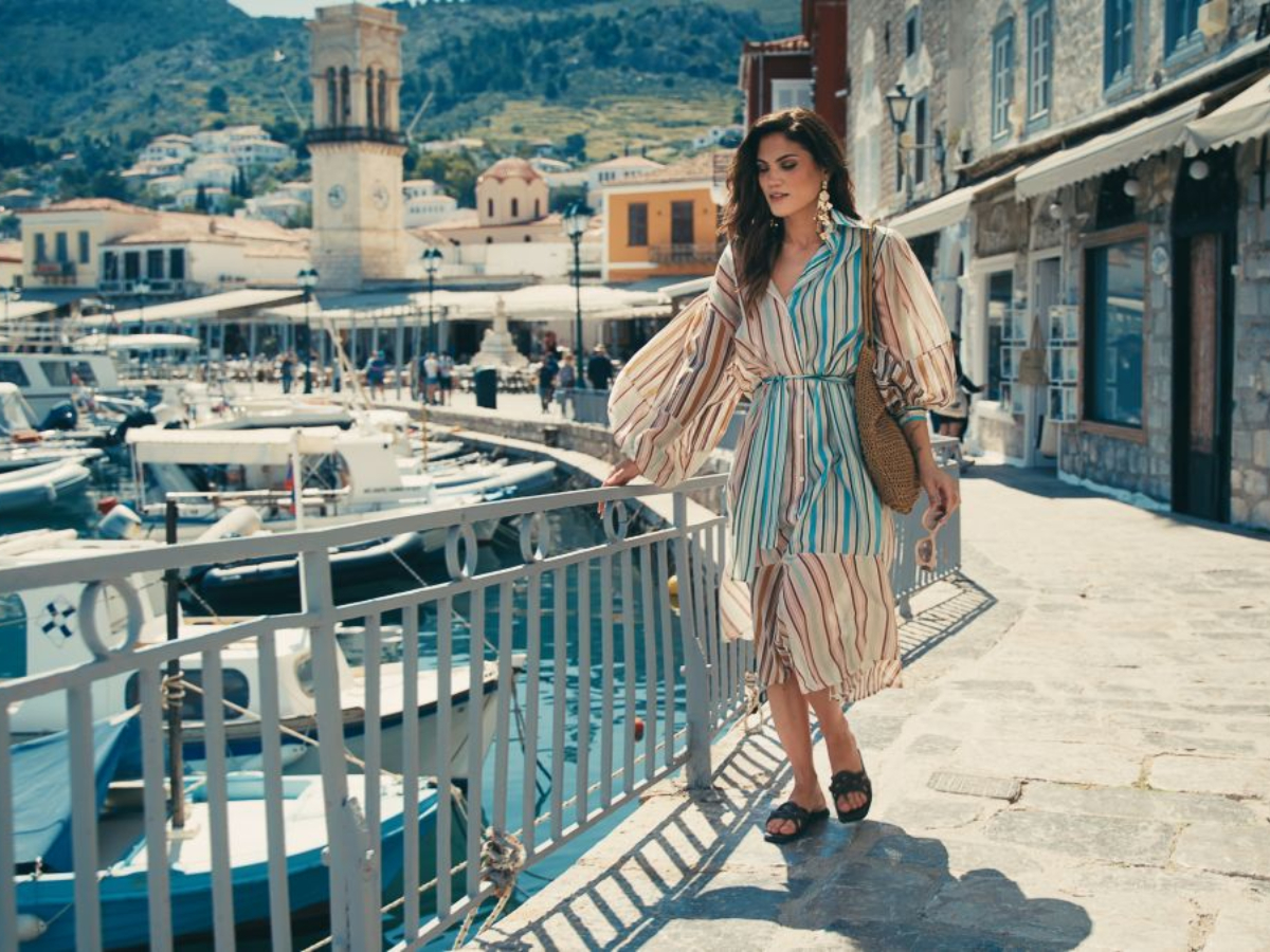 Η Μαίρη Συνατσάκη παρουσιάζει τη νέα συλλογή #MairibooForEnvie με την καμπάνια «Almyra»