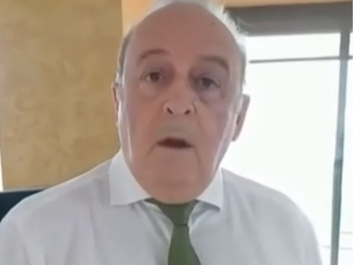Δημήτρης Καμπουράκης: «Δεν μπορώ να λείψω ένα ΣΚ για να παντρέψω την κόρη μου;» – Η ξεκάθαρη απάντηση στα σενάρια αποχώρησής του από το Action24