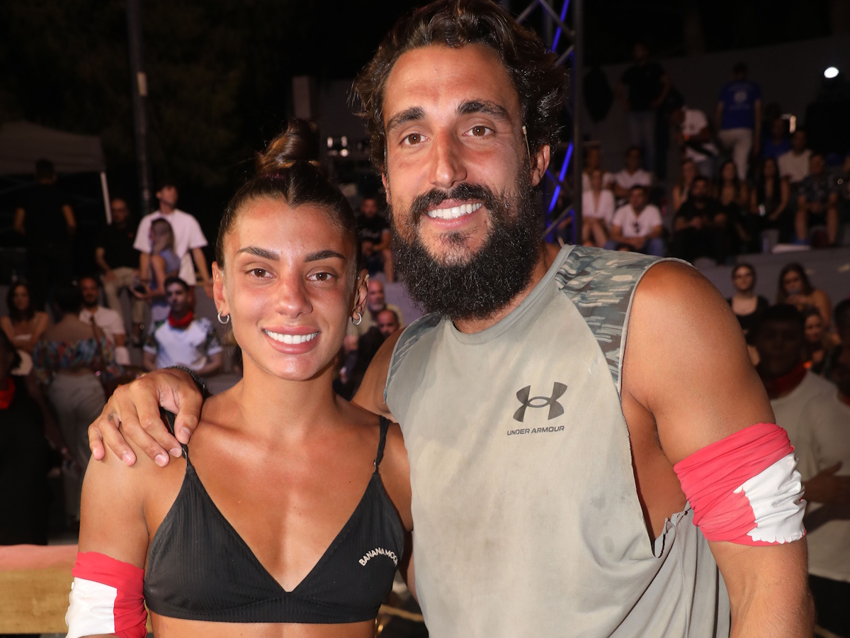 Σάκης Κατσούλης: Η συγκινητική αναδρομή στη νίκη του στο Survivor – «Οι μεγαλύτερες στιγμές μου είναι δίπλα στη γυναίκα μου και τον γιο μας»