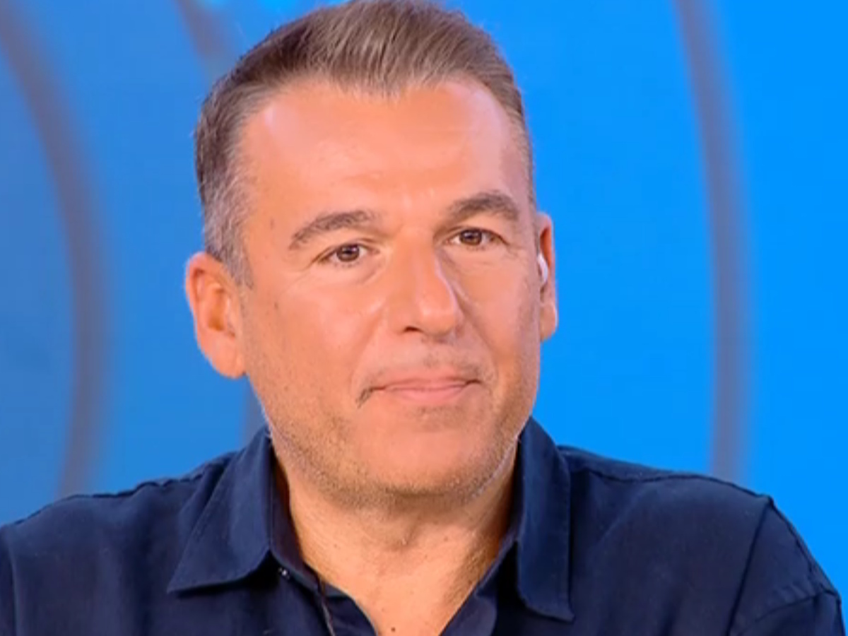 Ο Γιώργος Λιάγκας αποχαιρέτησε τους τηλεθεατές: «Είναι η πρώτη φορά που τελειώνει μια εκπομπή και δε μπορώ να σας πω αν θα είμαστε μαζί ή όχι»