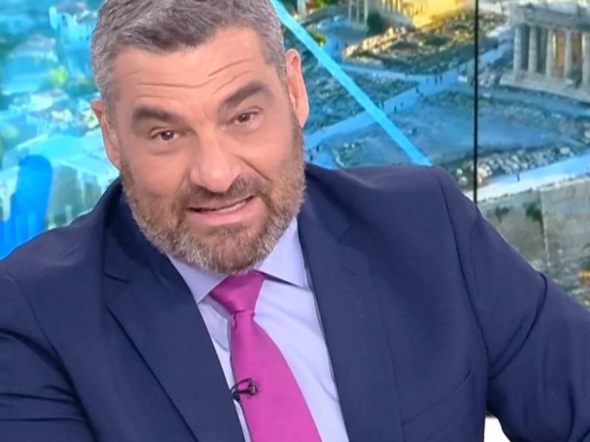 Μάνος Νιφλής: Αποχαιρέτησε την «Ώρα Ελλάδος» – «Είναι η πρώτη χρονιά που δε βαρυγκόμησα ούτε μια στιγμή»