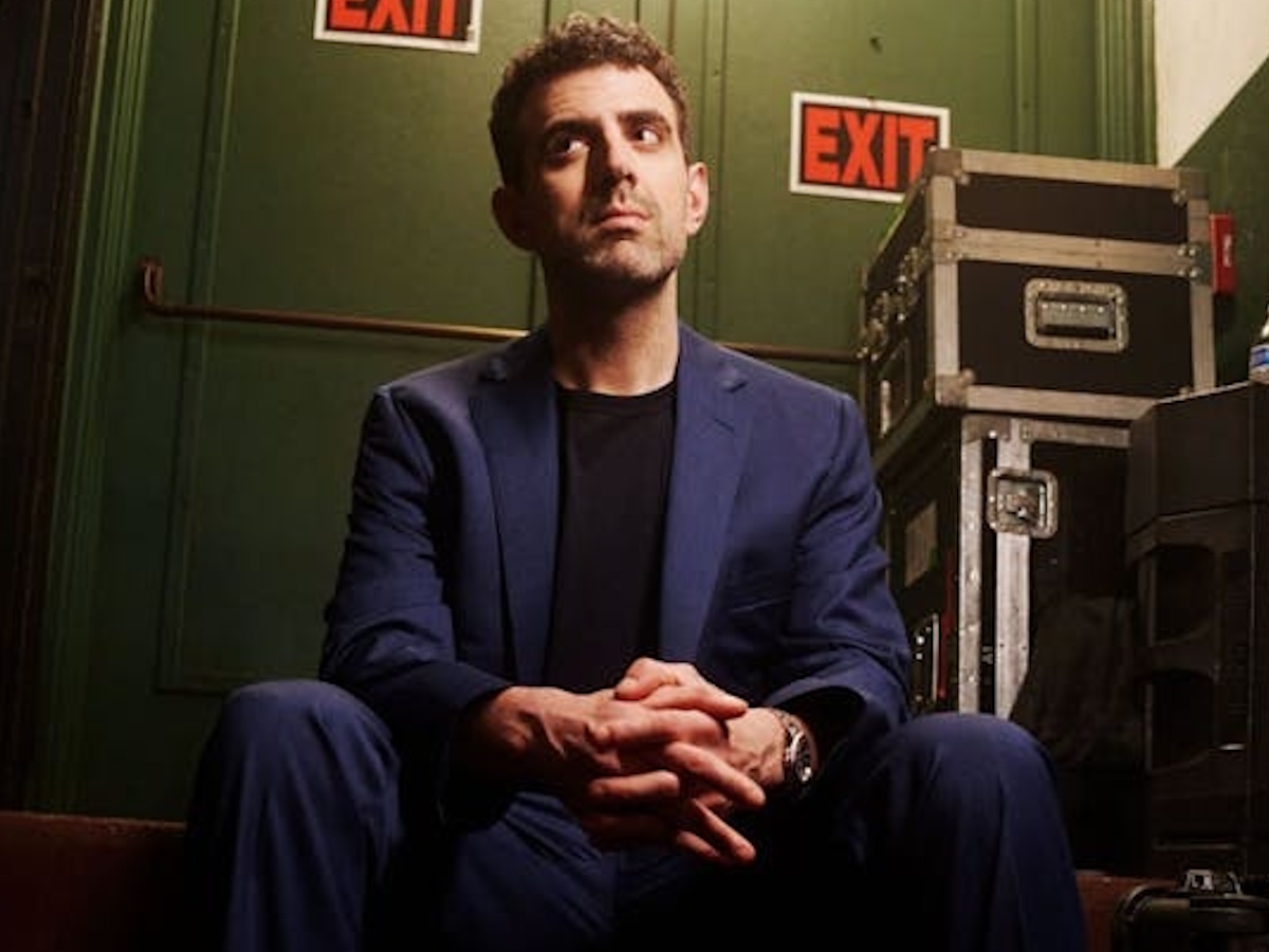 Ο κορυφαίος Νεοϋορκέζος stand-up comedian, Sam Morril για πρώτη φορά στην Αθήνα