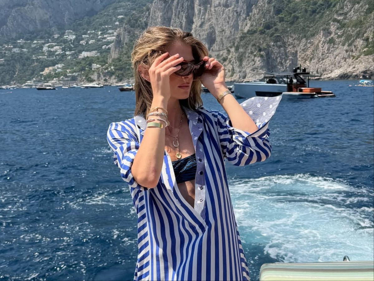 Αμαλία Κωστοπούλου: Η βόλτα με το σκάφος στο Κάπρι και οι νέες φωτογραφίες των διακοπών της