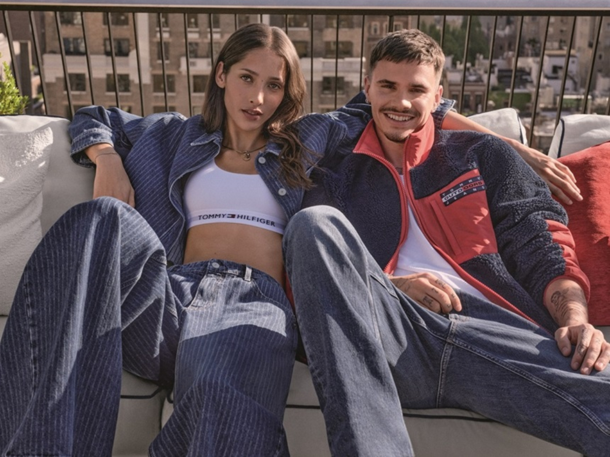 H Τοmmy Hilfiger προσκαλεί τους λάτρεις του denim στον κόσμο του Romeo Beckham