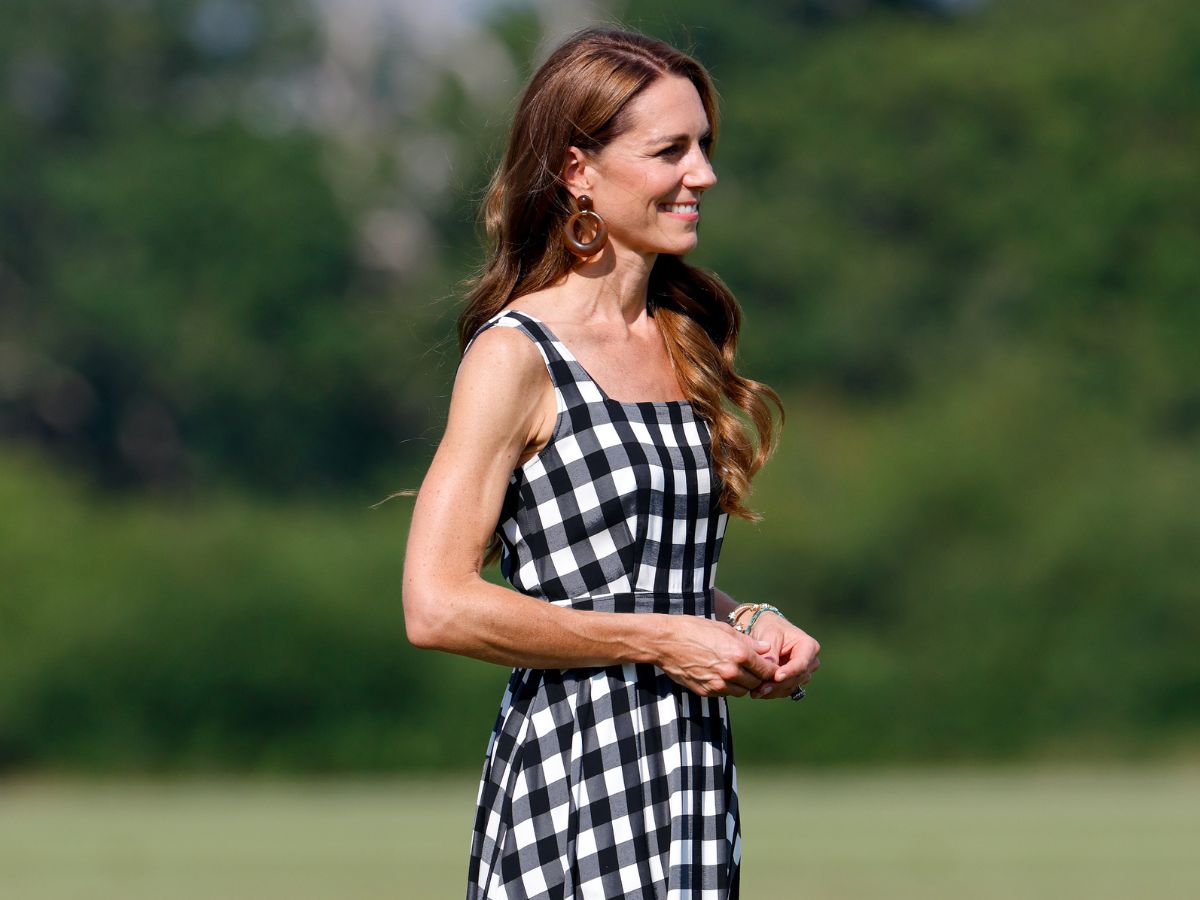 Η Kate Middleton γίνεται όλο και πιο ξανθιά – Οι honey blonde ανταύγειές της είναι το ιδανικό inspo για την επόμενη αλλαγή στα μαλλιά σου