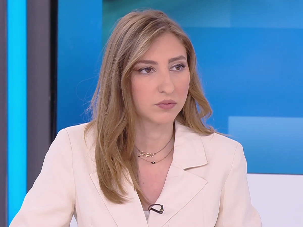 Μαρία Σιαμπάνου: Αυτόπτης μάρτυρας εξηγεί τι συνέβη τη στιγμή του viral γέλιου – «Θα το πω δημόσια για να το γνωρίζει ο κόσμος»