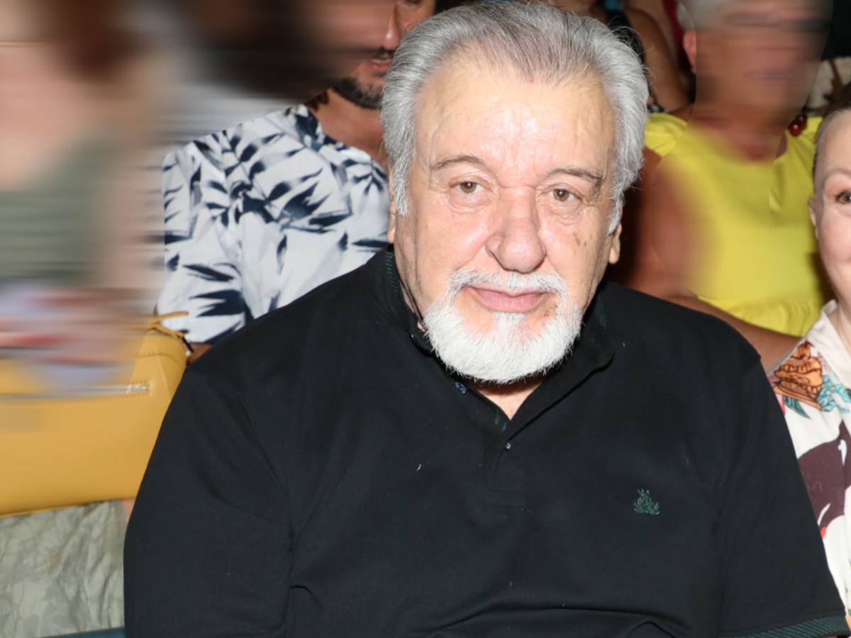 Τάσος Χαλκιάς: Συγκλονίζει ο ηθοποιός για το σπίτι του στο Πόρτο Γερμενό που κάηκε – «Έχυσα αίμα για να το φτιάξω, και πήγε στράφι»