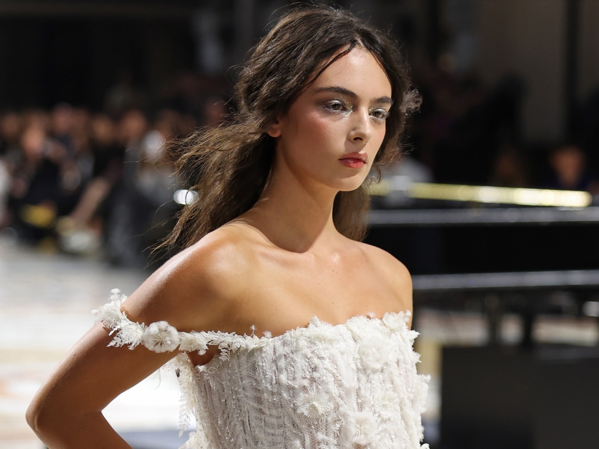 Vogue World Milano 2026: Αναγεννησιακό blush, Botticelli hair και τα beauty trends που ξεχώρισαν