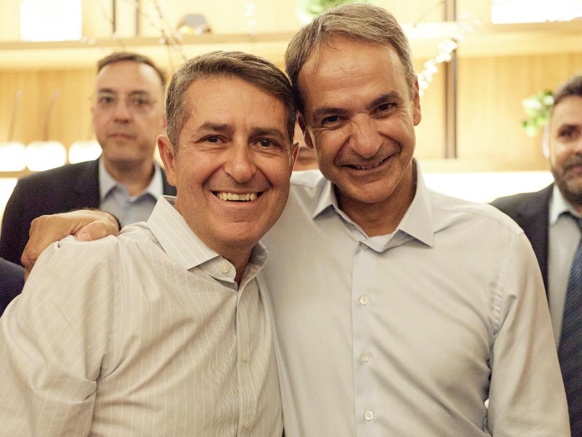 Γιώργος Μυλωνάκης: Η πρώτη δημόσια παρουσία μετά τη σοβαρή περιπέτεια με την υγεία του – «Συνεχίζω με περισσότερη δύναμη»