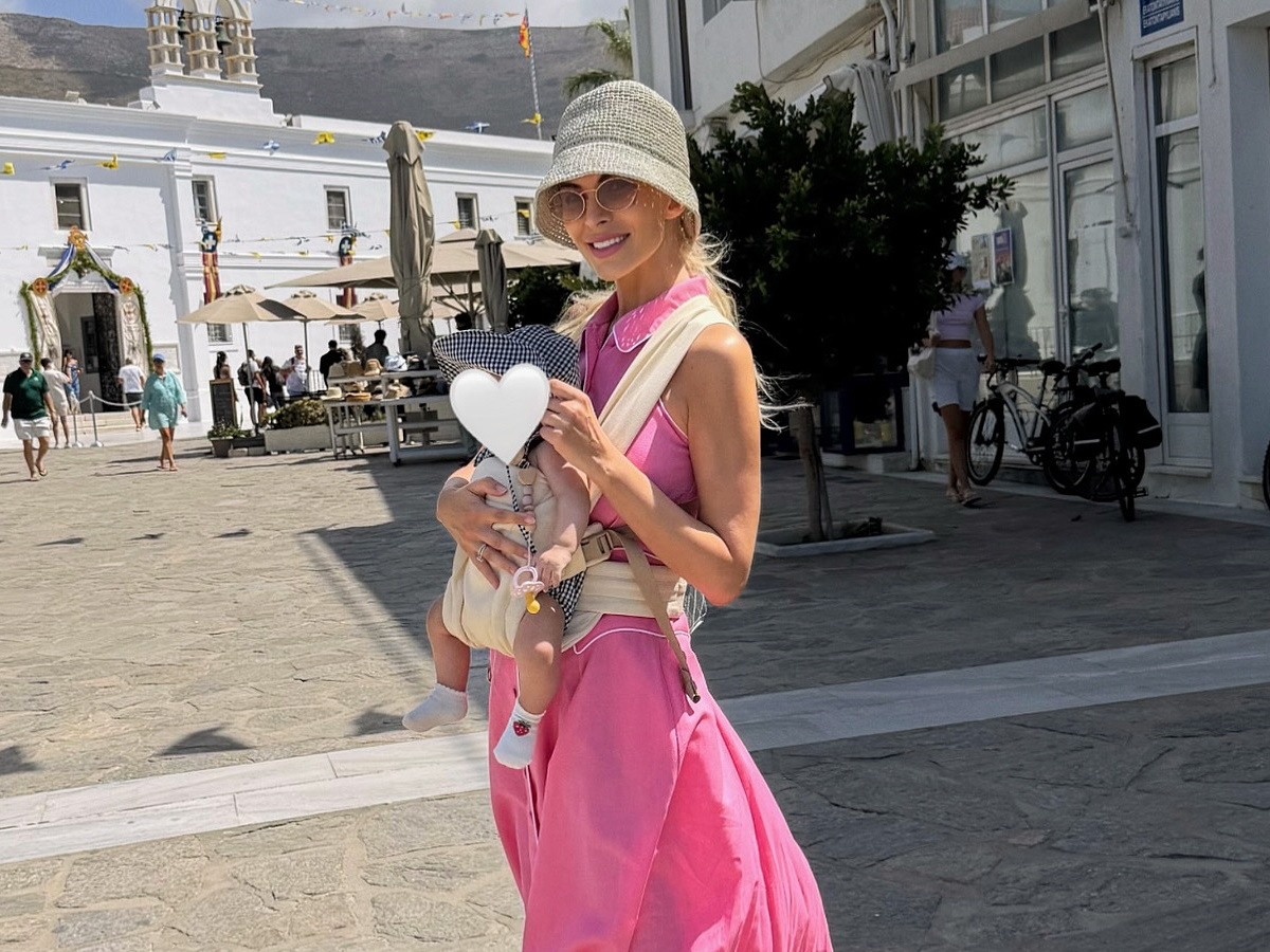 Κατερίνα Καινούργιου για το πρώτο ταξίδι με την Ξένια: «Σας ευχαριστώ για όλα τα μηνύματα και τις συμβουλές»