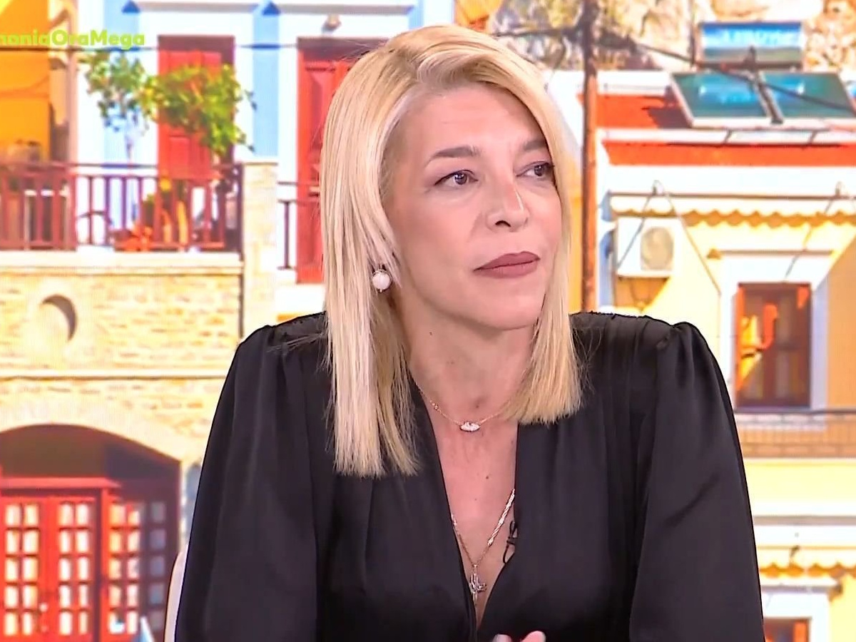 Αφροδίτη Νέστορα: «Η μητέρα μου χάθηκε με έναν τόσο χυδαίο τρόπο» – Η εξομολόγηση για τη βομβιστική επίθεση στο σπίτι της
