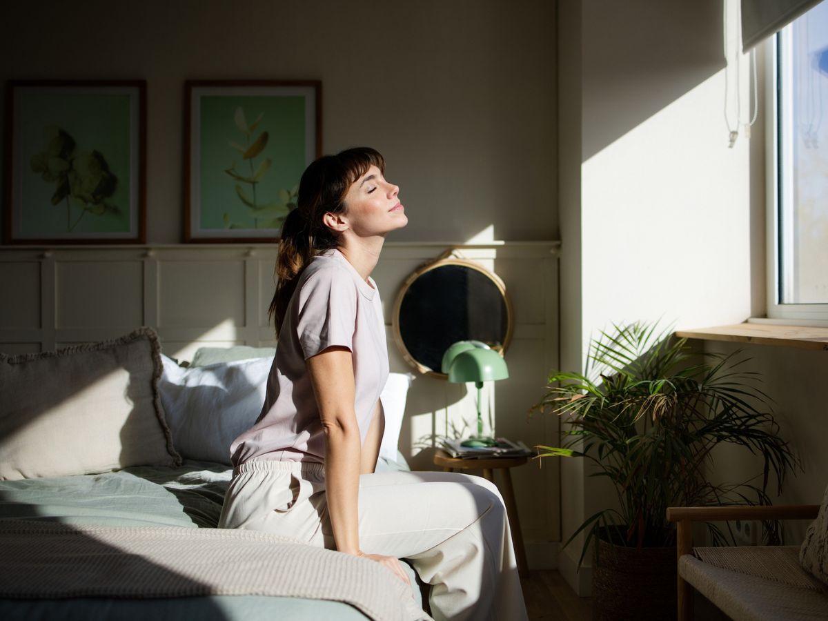 ‘Εκθεση στο πρωινό φως: To πολύτιμο wellness ritual για να έχεις ρυθμισμένο το εσωτερικό σου ρολόι