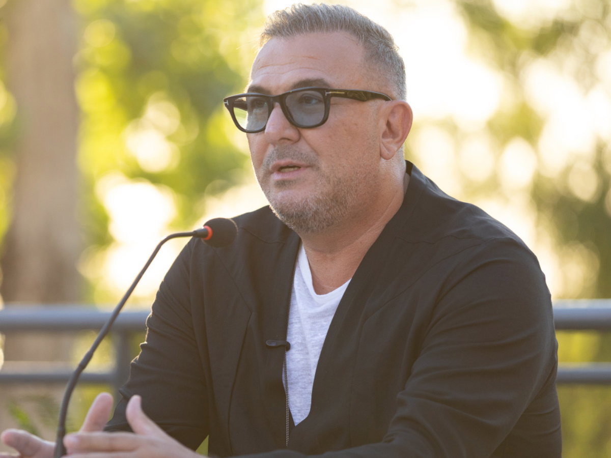 Αντώνης Ρέμος: Κατέθεσε μήνυση για δυσφήμιση εναντίον των ανώνυμων που τον εμπλέκουν με «Το Χωριάτικο»