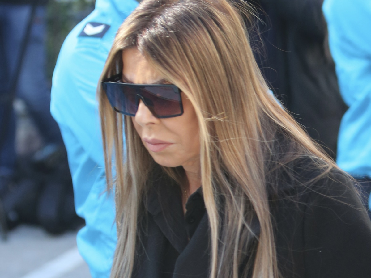 Γιώργος Μαζωνάκης: Η Άντζελα Δημητρίου στο μνημόσυνο για τις 40 ημέρες από τον θάνατό του – «Ήταν ό,τι καλύτερο είχα στη ζωή μου»