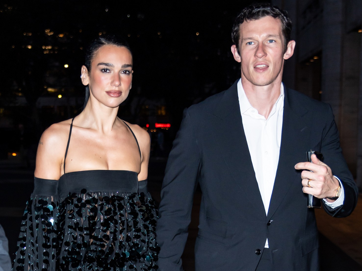 Dua Lipa – Callum Turner: Το ζευγάρι πήγε στην όπερα με τέλειο night out style