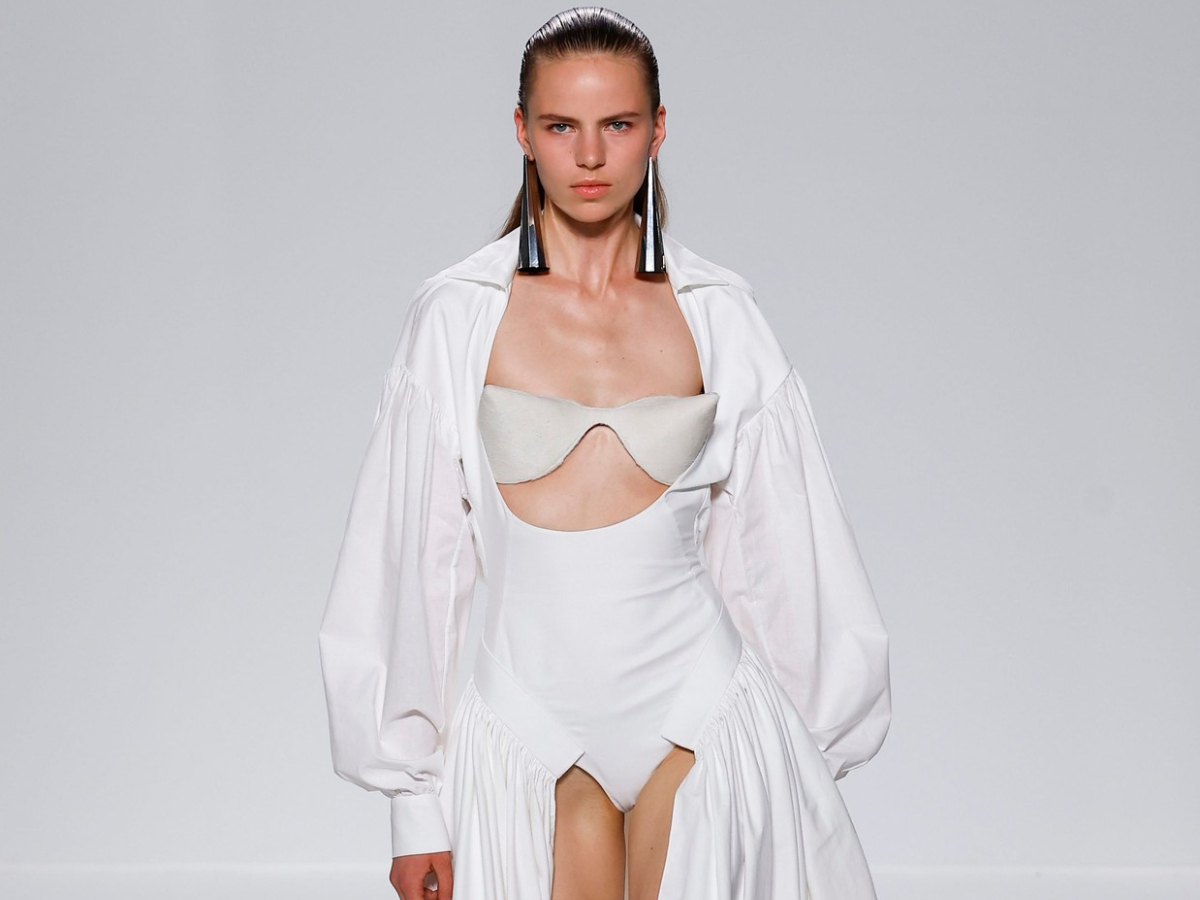 Jean Paul Gaultier SS27: Η νέα συλλογή επαναφέρει τα πιο εκκεντρικά στοιχεία του οίκου
