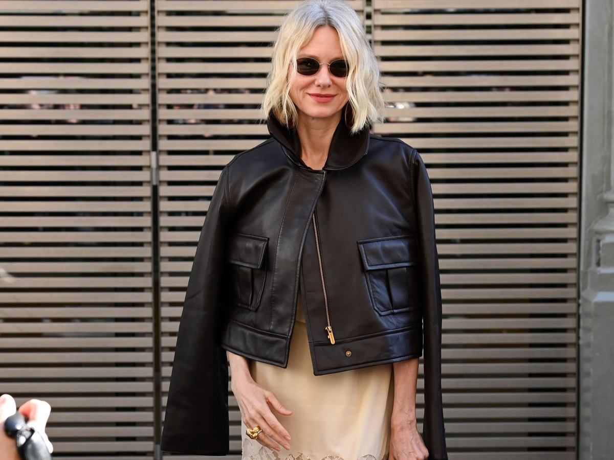Naomi Watts: Αυτή η εμφάνισή της στο Παρίσι μας έχει τρελάνει