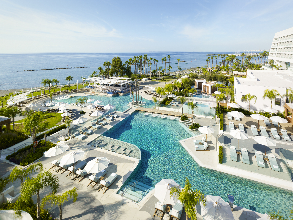 Parklane Resort & Spa: Το luxury resort της Λεμεσού που συνδυάζει χαλάρωση, υψηλή γαστρονομία και designer shopping