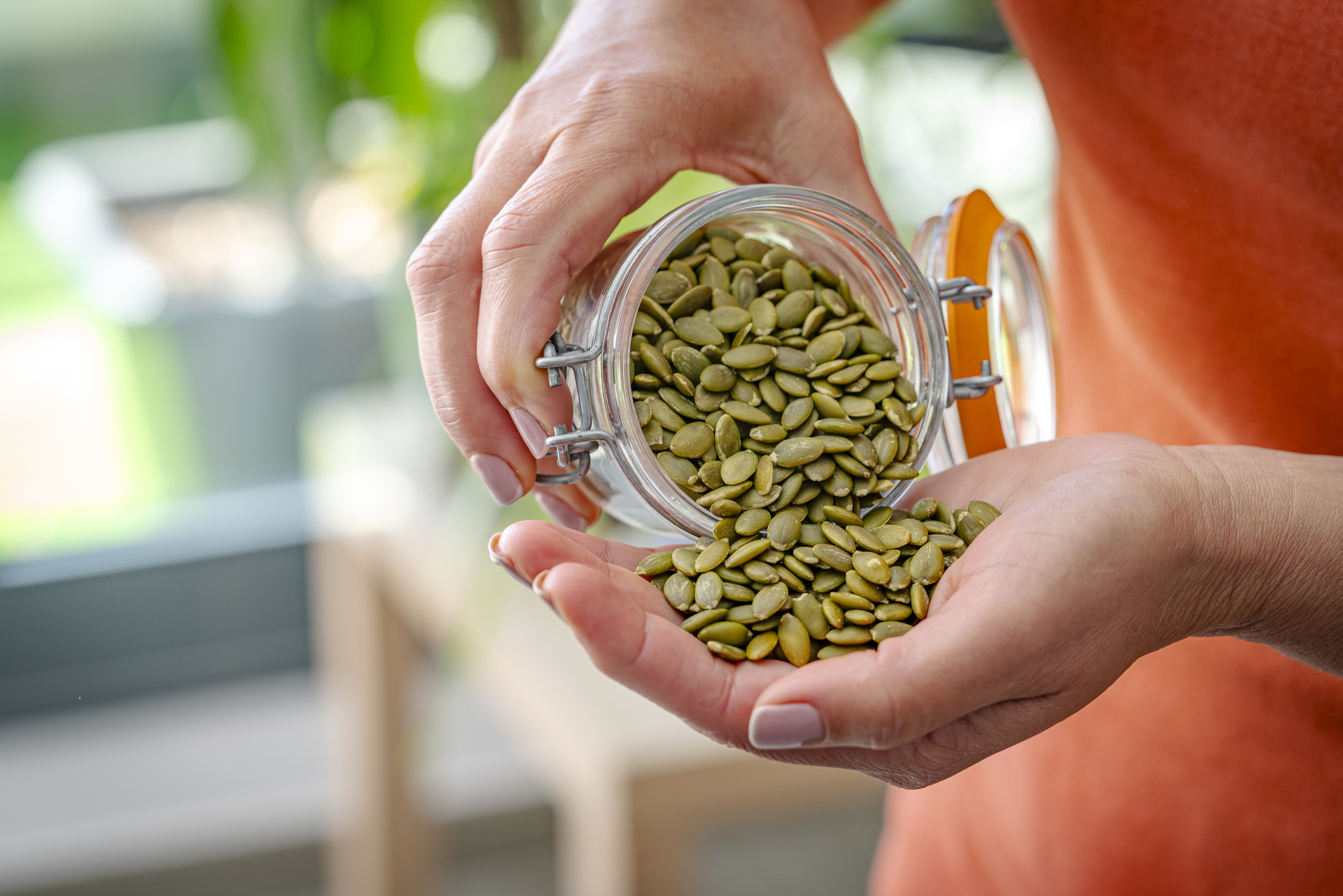 Αυτό είναι το plant-based τρόφιμο που έχει περισσότερη πρωτεΐνη από το αυγό – Και μάλλον το έχεις ήδη στην κουζίνα σου
