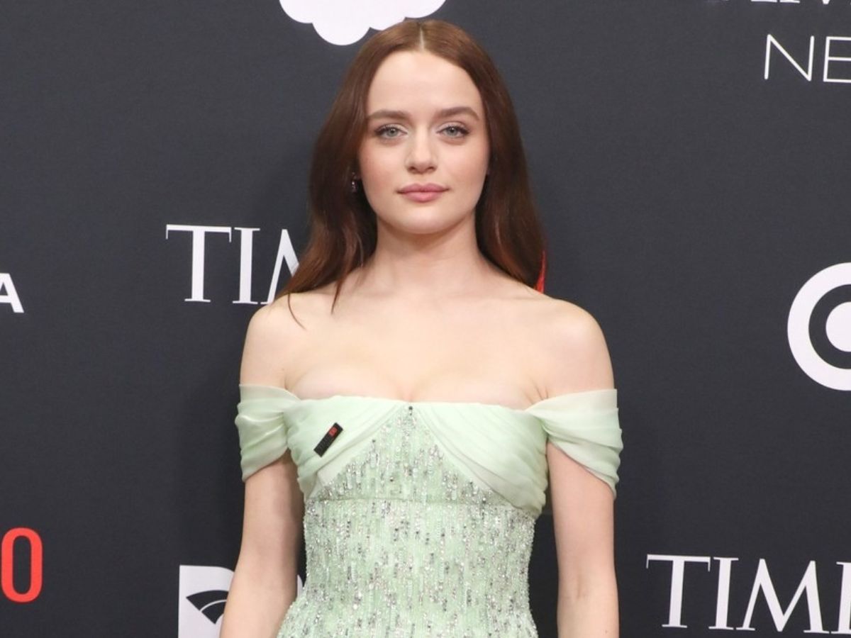 Joey King: Η παστέλ σκιά που ταίριαξε με το φόρεμά της αποδεικνύει τη δυναμική των matchy-matchy looks