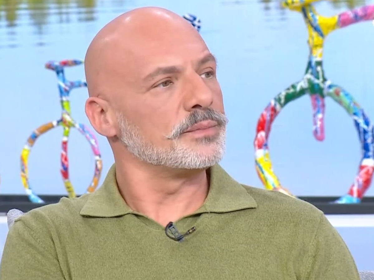 Νίκος Μουτσινάς: «Δεν μπορεί να ασχολείται όλη η Ελλάδα με το τι συμβαίνει στην κυρία Βίσση και τον Νίκο Καρβέλα»