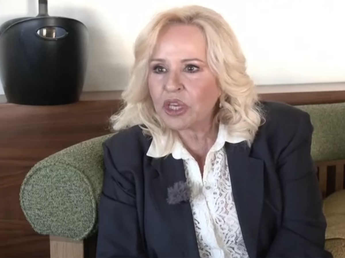 Μπέσσυ Αργυράκη: Η κόντρα Βίσση – Καρβέλα, η αποχή της Εβελίνας Νικόλιζα από την τηλεόραση και τα αρνητικά σχόλια