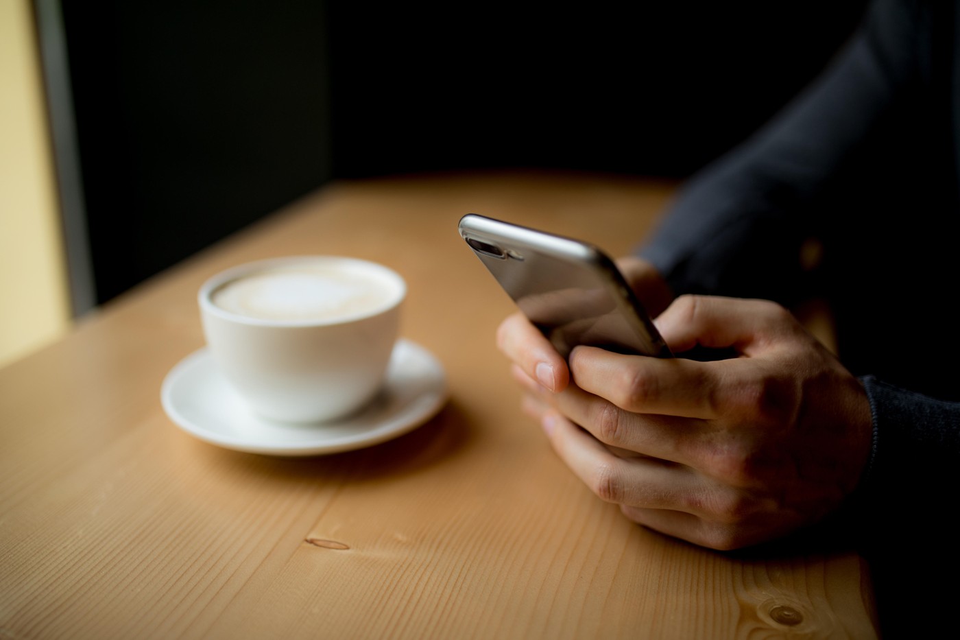 Αν σας έρθει αυτό το μήνυμα στο WhatsApp μην το ανοίξετε – Τι πρέπει να κάνετε
