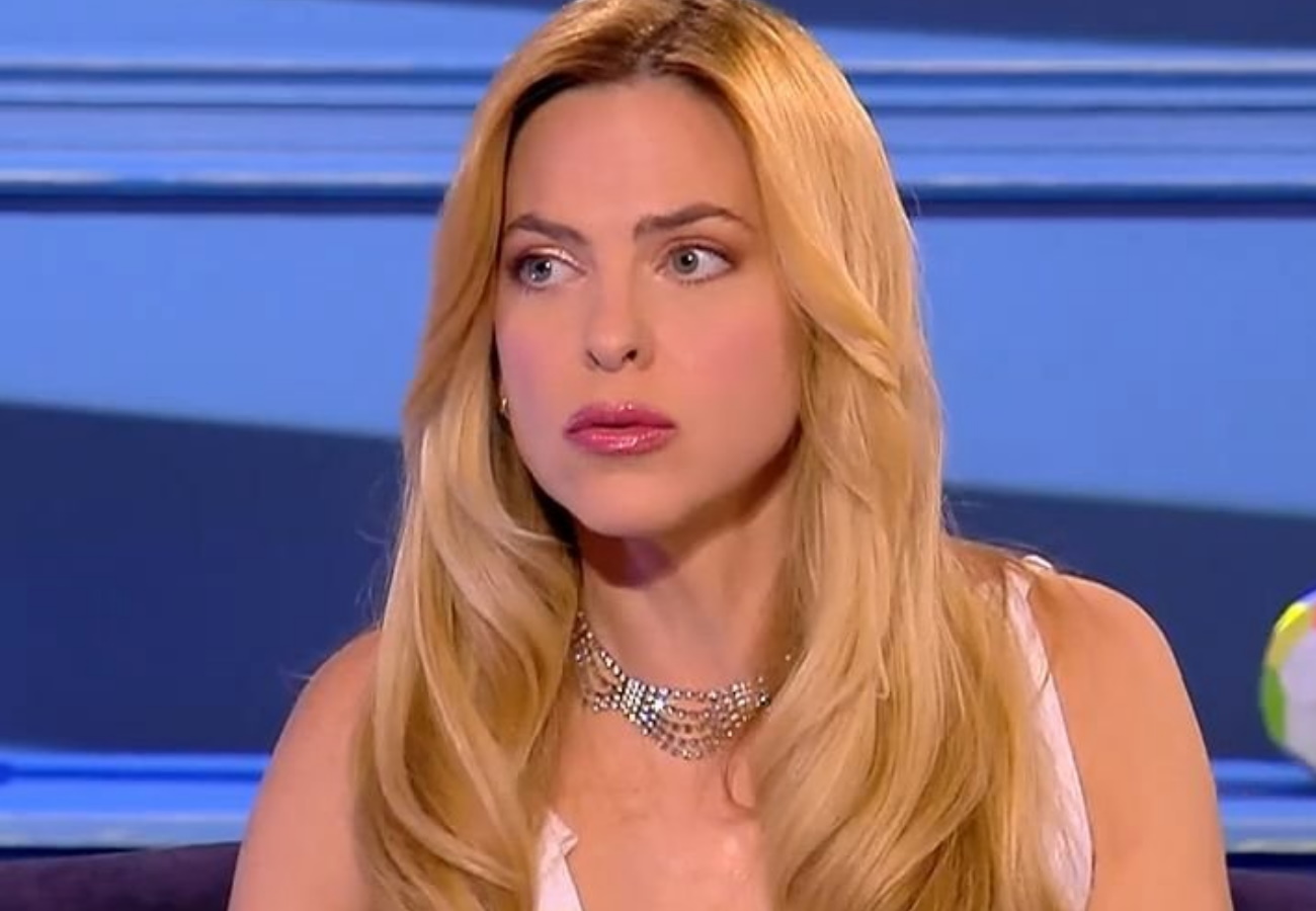 Ρένα Μόρφη: «Γνώρισα την Dua Lipa και την Emily Ratajkowski μέσω του Ρομέν Γαβρά»