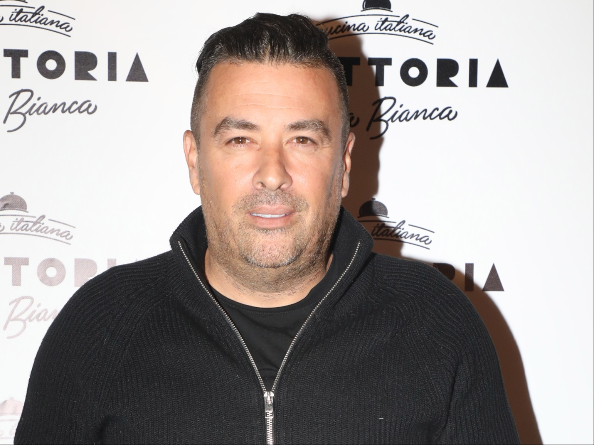 Γιάννης Αϊβάζης: «Μια τρέλα που έκανα ήταν ότι στο πικ της καριέρας μου στα 30, έκανα οικογένεια»